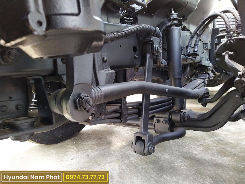 Xe Đầu Kéo Hyundai HD700 Máy Cơ Nhập Nguyên Chiếc Hàn Quốc